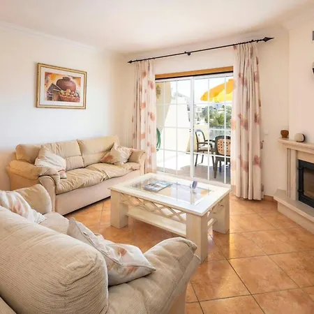 Lovely 2-bed In Sao Rafael * アルブフェイラ